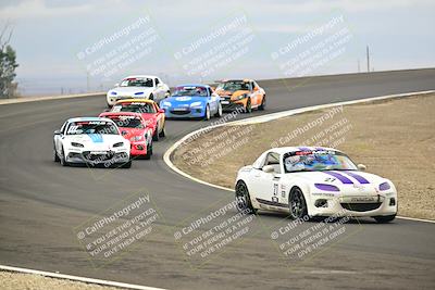 media/Jan-26-2025-CalClub SCCA (Sun) [[cfcea7df88]]/Group 4/Race/